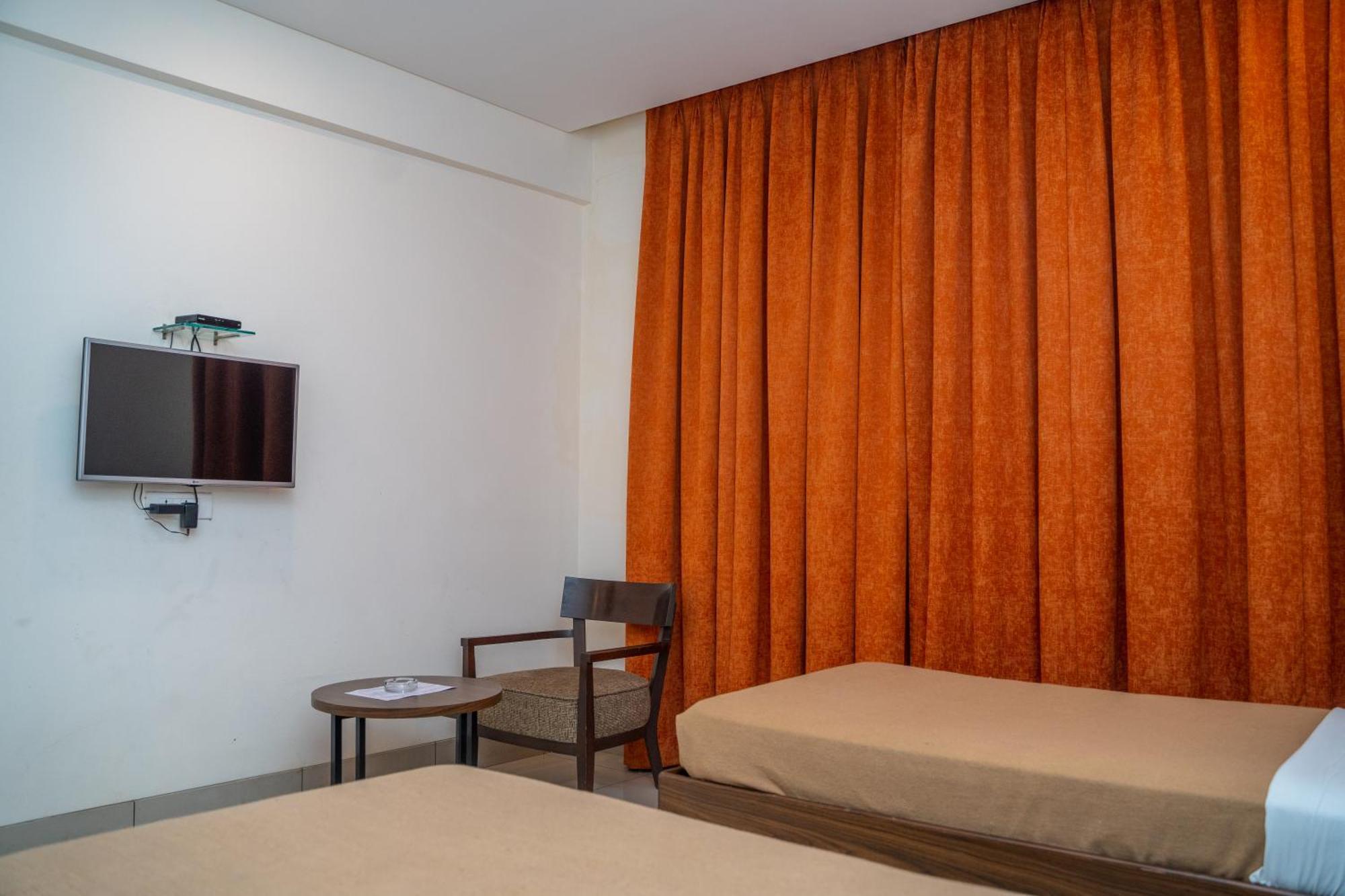 Hotel Dreamland Pune Exterior foto