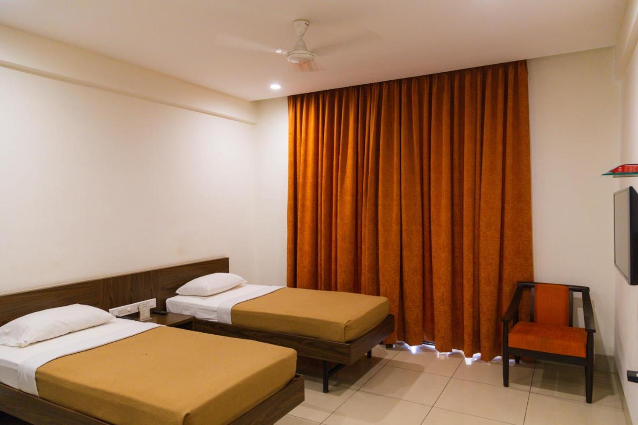 Hotel Dreamland Pune Exterior foto